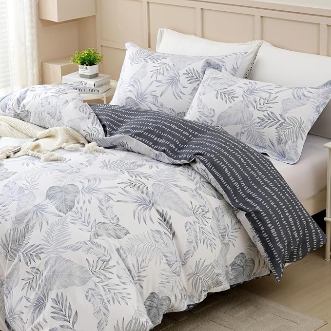 OAITE Queen Duvet Cover Set 3pcs 100% Cotton with Light Blue Tropical Leaf | Soft, Breathable,Long-lasting,Comfort,Hidden Zipper,8 Corner Ties,Easy Care for All Season