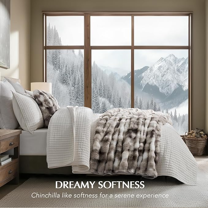 EverGrace Faux Rabbit Fur Bubble Throw Blanket, 60"x80", Light Grey | Ultra Soft, Luxury Faux Rabbit Fur Throw, Thick Warm Bubble Blanket, Cozy Fluffy Reversible, for Bed, Couch, Chair, Sofa