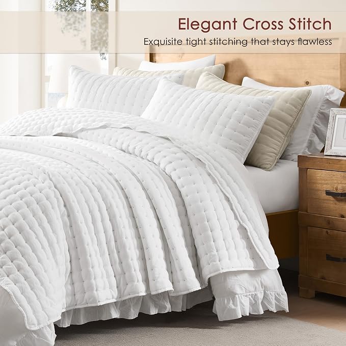 WDCOZY White King Size Quilt Bedding Sets with Pillow Shams, Lightweight Soft Bedspread Coverlet, Quilted Blanket Thin Comforter Bed Cover, All Season Summer Spring, 3 Pieces, 104x90 inches