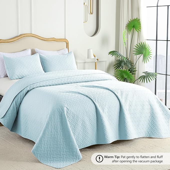 FLYMME Quilts King Size, Lightweight Sky Blue Bedspreads, Basket Weave Pattern,Ultra Soft Microfiber Bed Coverlet 3 Pieces for All-Seasons (1 Quilt, 2 Shams)