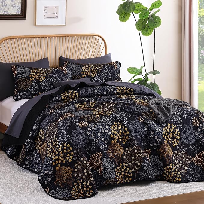 WONGS BEDDING Queen Quilt Set, 3 Pcs Black Brown Floral Bedspread Coverlet | Soft Lightweight Farmhouse Quilt Bedding Set for Bed, Microfiber Floral Quilted Bed Cover for Guest Room 96"×90"