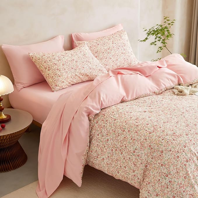 Wake In Cloud - Floral Duvet Cover Set, Cute Vintage Flower Cottagecore Aesthetic for Women Teen Girls, Soft Lightweight Bedding, 3-Piece, Cream Pink, Queen Size