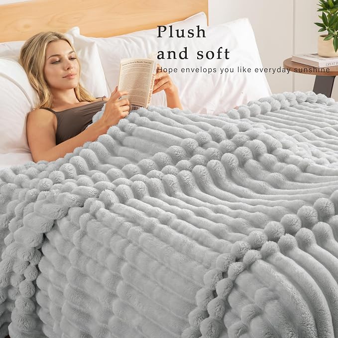 Exclusivo Mezcla Striped Fleece Throw Blanket for Couch, Sofa, Bed, 50"x60" | Soft Breathable Cozy Bed Blankets, Lightweight Plush Fluffy Fuzzy Jacquard Decorative Blankets