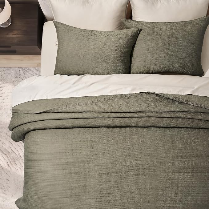 EVERGRACEHOME Cotton Sateen Channel Quilt Set, Queen Size, Moss Green | 100% Cotton, Pre-Washed Soft Coverlet Bedspread, 3-Piece Refined Channel Stitch Bedding Set for All Season, 2 Pillow Shams