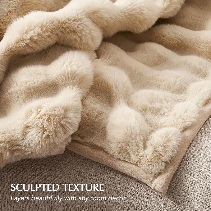 EverGrace Faux Rabbit Fur Bubble Throw Blanket, 50"x60", Cream | Ultra Soft, Luxury Faux Rabbit Fur Throw, Thick Warm Bubble Blanket, Cozy Fluffy Reversible, for Bed, Couch, Chair, Sofa