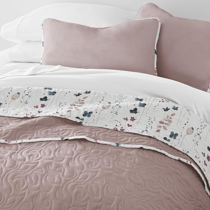 Merit Linens 3 Piece Quilt Set - Super Soft - Lightweight - All Season Quilted Coverlet - Floral Patterns - Full/Queen Mauve
