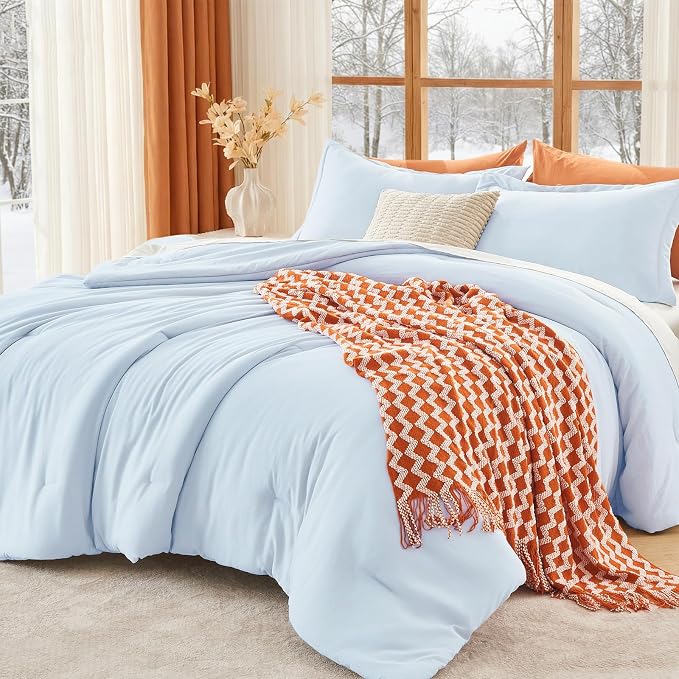 Full Comforter Sets, All Season Ultra Soft Down Alternative Bedding - 3 Piece Lightweight Bed Set Includes 1 Comforter (82"x86") and 2 Pillow Shams (20"x26"), Light Blue