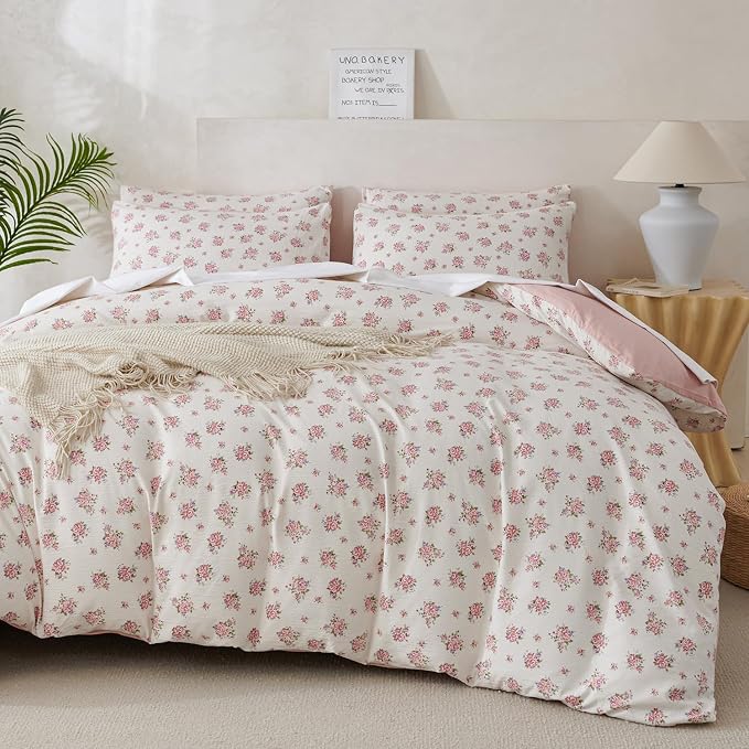 Queen Comforter Set Flowers Soft 3 Pieces Chic Crinkle Gauze Fabric Garden Style Floral Print Botanical Comforter for All Seasons Luxury Warmth Comfy Breathable with 2 Pillowcases
