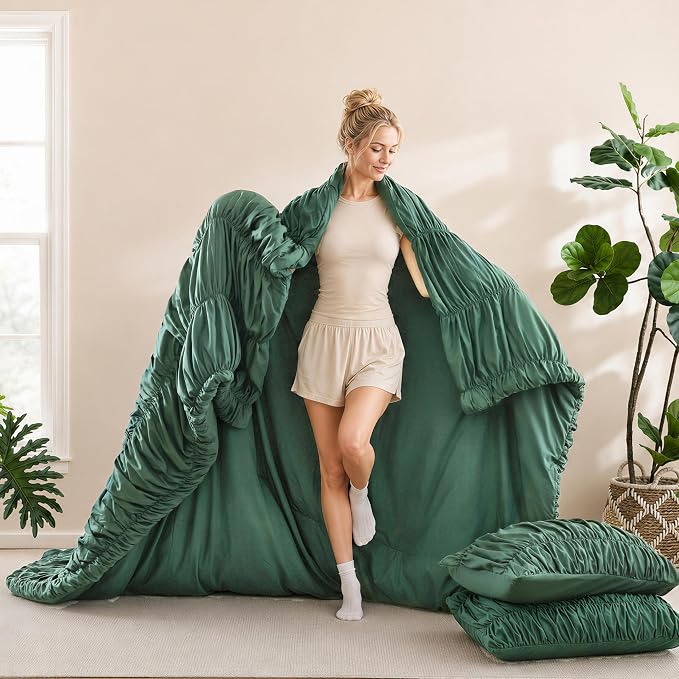 weigelia Emerald Green Ruched Comforter Set Queen Size, Cute Bedding Set | All Season, Soft Microfiber Comforter, Cozy Cinched Design for Home & Bedroom Decor (1 Comforter,2 Pillowcases)