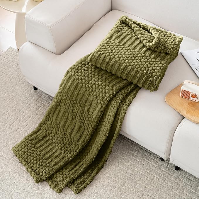 60x80 Inch Green Twin Blanket - Soft & Fluffy Fleece, Cute & Aesthetic, Perfect for Sofa, Couch, Chair, Bed, Living Room & Bedroom, All-Season Use, Plush & Cozy Decorative Blanket