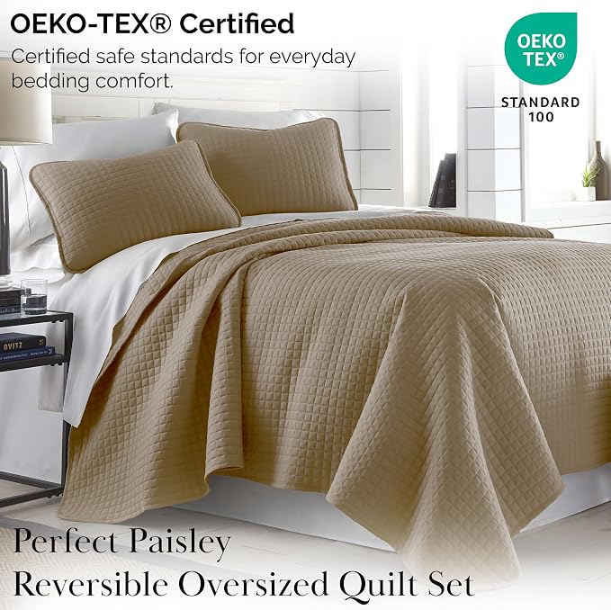 Southshore Fine Living, Inc. Full/Queen Quilt Set with 2 Matching Pillow Shams, Lightweight Full Size Quilt Coverlet, Easy Care, Machine Washable Queen Size Bedspread, Taupe