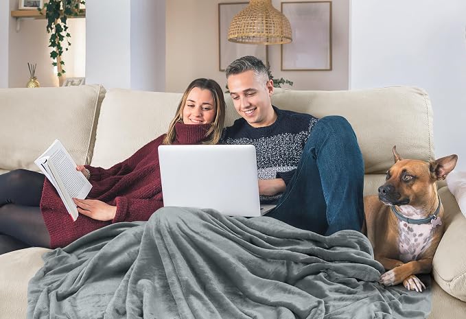 Utopia Bedding Soft Fleece Bed Blanket King Size Ash Grey (90x102 Inch) | Microfiber Plush Warm Lightweight Breathable Cozy Blanket Anti-Static, All Season Use, Gift for Women and Men