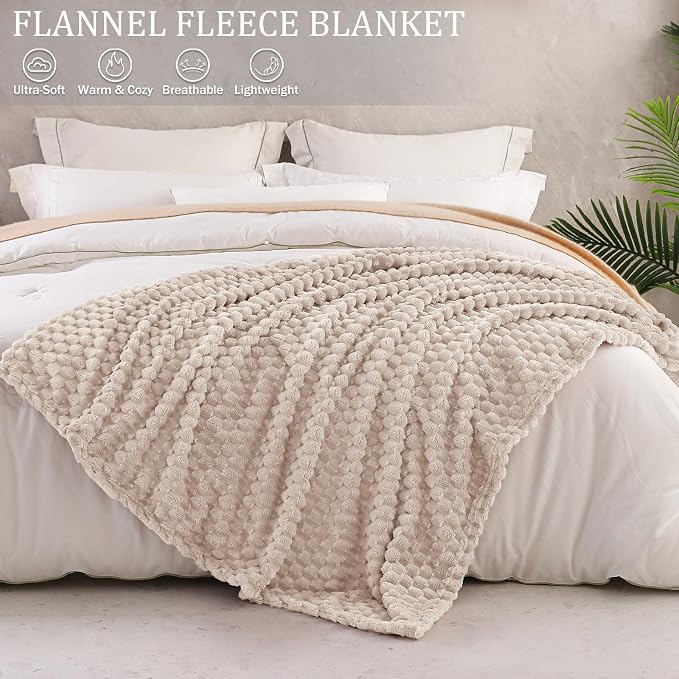 Exclusivo Mezcla 3D Fleece King Size Blanket for Bed, Camel | Extra Soft Fuzzy Plush Lightweight Bed Blankets, Cozy Fluffy Decorative Blankets for All Seasons, 90x104 Inches