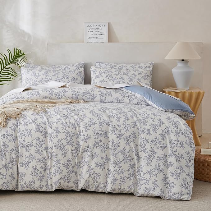 Floral Queen Comforter Set Soft 3 Pieces Chic Crinkle Gauze Fabric Garden Style Blue Floral Print Botanical Flower Comforter for All Seasons Luxury Warmth Comfy Breathable with 2 Pillowcases
