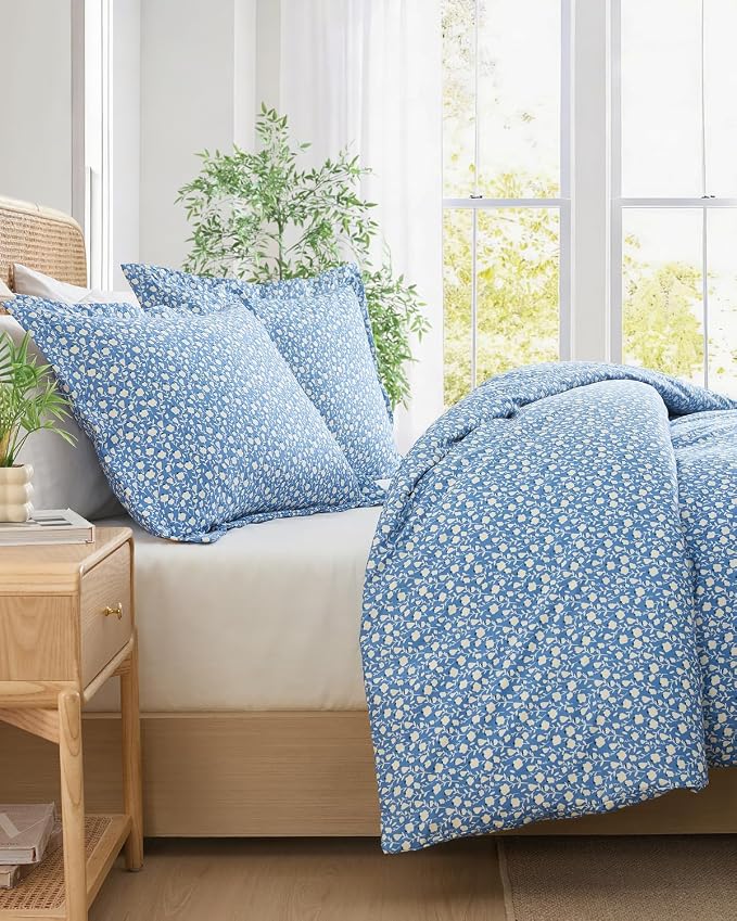 Duvet Cover Cal King Size - Floral Duvet Cover - 3 Piece - Bluefield | Soft Floral Duvet Cover 104 x 98 with 2 Pillow Shams, Zipper Closures & Ties, Floral Bedding for Women, Men, Kids & Teens