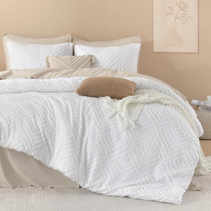 Litanika Oversized King Comforter Set, 3 Pcs White Tufted Boho Bedding Set | Farmhouse Shabby Chic Vintage Bohemian Textured Aesthetic Soft Fluffy Lightweight Breathable All Season Bed Set
