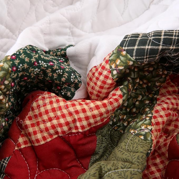 vctops 3 Pieces Christmas Cotton Quilted Quilt Set (Birds,Oversize Queen) | Vintage Cardinal Patchwork Bedspread Coverlet Soft Lightweight Bedding Sets 1 Quilt with 2 Pillow Shams