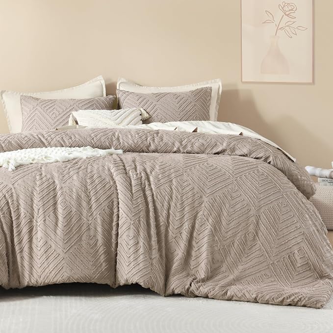 Litanika Super King Size Comforter Set, 3 Pcs Tufted Boho Bedding Set | Light Coffee Farmhouse Shabby Chic Vintage Bohemian Textured Aesthetic Soft Fluffy Lightweight Breathable All Season Bed Set