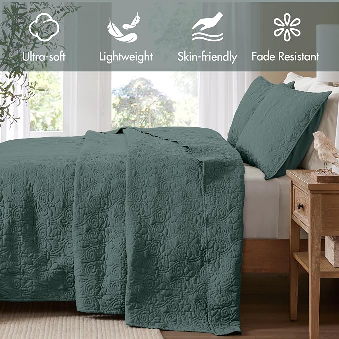 Madison Park Queen Quilt Bedding Set, Cottage-Inspired Damask, 3PC | All Season Quilted Coverlet, Classic Stitch Pattern Bedspread & Shams, Ultra Soft Microfiber Bedspread Set, Balsam Green