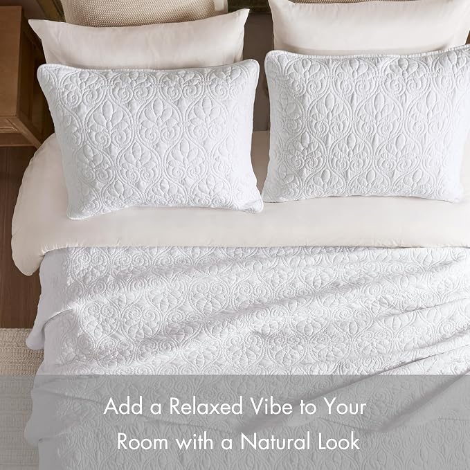 Madison Park Twin Quilt Bedding Set, Cottage-Inspired Damask, 2PC | All Season Quilted Coverlet, Classic Stitch Pattern Bedspread & Shams, Ultra Soft Microfiber Bedspread Set, White