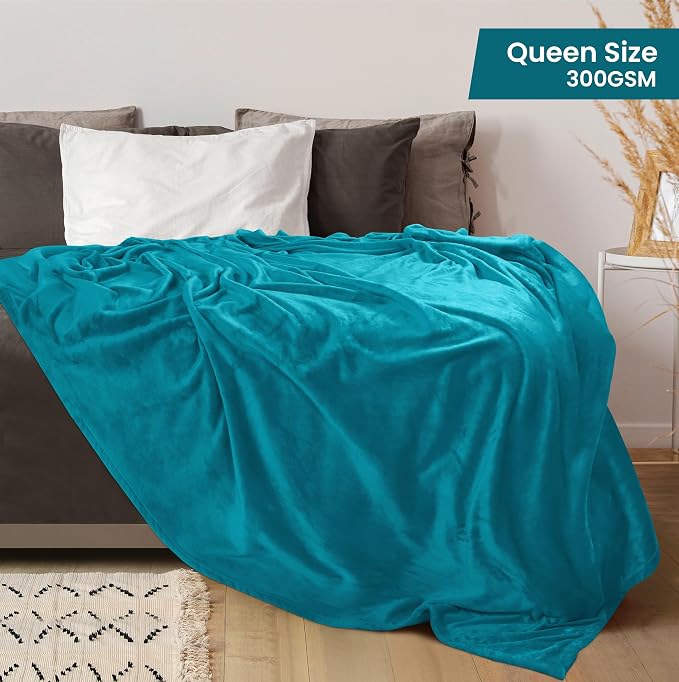Utopia Bedding Soft Fleece Bed Blanket Queen Size Turquoise (90x90 Inch) | Microfiber Plush Warm Lightweight Breathable Cozy Blanket Anti-Static, All Season Use, Gift for Women and Men