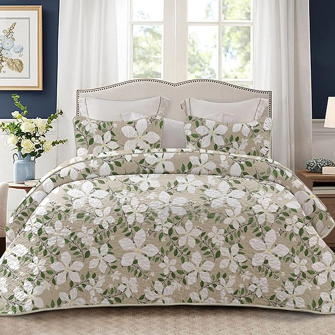 Whale Flotilla California King Size Quilt Set, Soft Floral Leaf Bedspreads | Reversible Lightweight Oversized Quilt Bedding Set for Bed, White Bone Printed Coverlets with 2 Pillow Shams for All Seasons