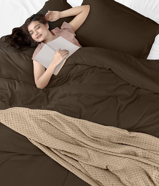 Duvet Cover Queen, 3 Piece Cotton Like Polyester With Zipper Closure, Brown | Extra Soft and Breathable, Wrinkle & Fade Resistant, Includes Duvet Cover and 2 Pillow Shams, Comforter Not Included, OekoTex