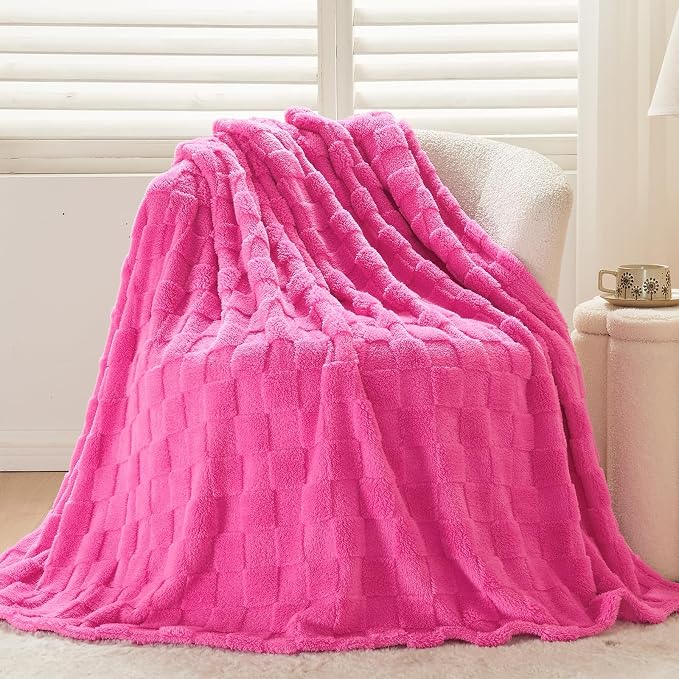 NEWCOSPLAY 3D Checkered Flannel Queen Blanket, Hot Pink Checkered, 90"x90" | Super Soft Cute Lightweight Decorative Premium Silky Fleece Blanket for Couch Sofa Bed, Gift for Women Men, All Season Use