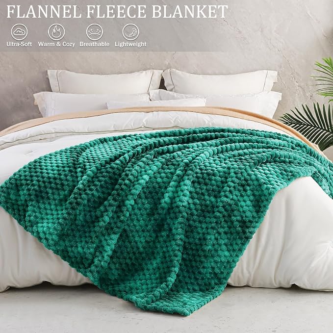 Exclusivo Mezcla Large 3D Fleece Throw Blanket for Couch, Tie-dye Teal | Extra Soft Fuzzy Plush Lightweight Throws, Cozy Fluffy Decorative Blankets for All Seasons, 50x70 Inches