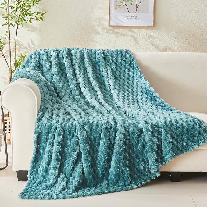 NEWCOSPLAY Fleece Clouds Cozy King Blanket for Couch, Light Teal, 90"x110" | Premium Silky Flannel Blanket, Soft Lightweight Fluffy Throw Blanket for Bed Sofa Decor, Gift for All Season Use