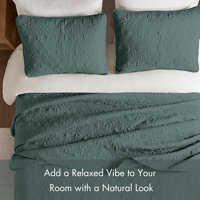 Madison Park King Quilt Bedding Set, Cottage-Inspired Damask, 3PC | All Season Quilted Coverlet, Classic Stitch Pattern Bedspread & Shams, Ultra Soft Microfiber Bedspread Set, Balsam Green