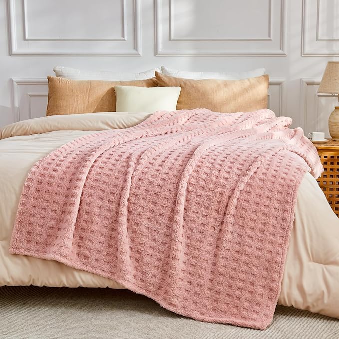 NEWCOSPLAY 3D Waffle Checkered Flannel Throw Blanket, Pink, 50"x70" | Super Soft Cute Lightweight Decorative Premium Silky Fleece Blanket for Couch Sofa Bed, Gift for Women Men, All Season Use