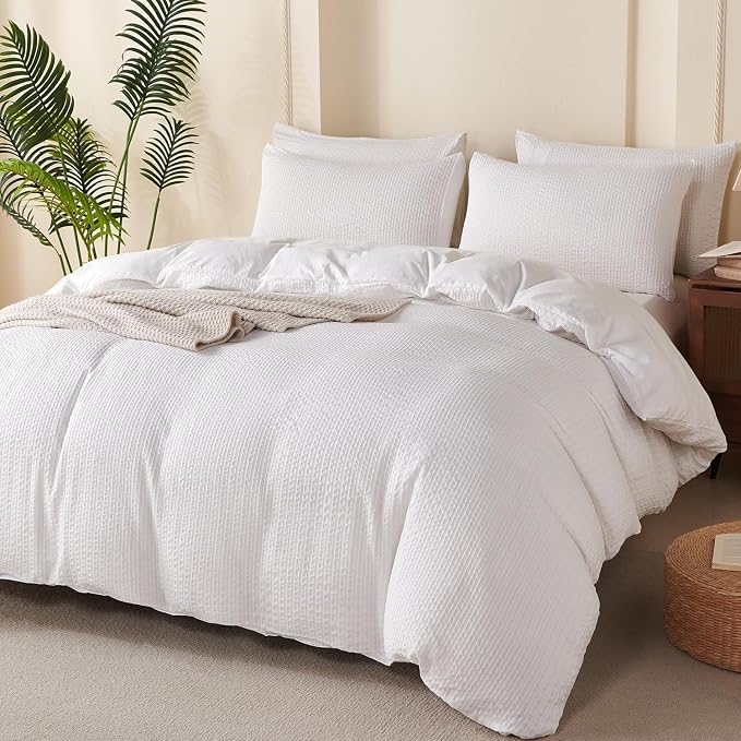 Comforter Set King Striped White - Luxury Soft Washed Microfiber Jacquard 3 Pieces Bedding Set for All-Season with 2 Pillowcases, Breathable Durable Comfy (White Striped)