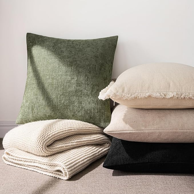 MIULEE Textured Chenille Throw Pillow Covers 18x18 Inch Sage Geen | Pack of 2 Decorative Soft Throw Pillows, Solid Textured Cushion Covers, Modern Home Decor for Couch Sofa Bedroom Living Room