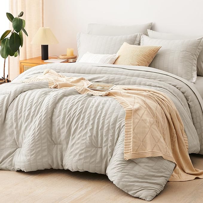 Full Size Comforter Sets, 7 Pieces Beige Seersucker Bed in a Bag | OEKO-TEX Certified, All Season Bedding Set with 240 GSM Down Alternative Comforter, Flat & Fitted Sheets, Pillowcases & Shams