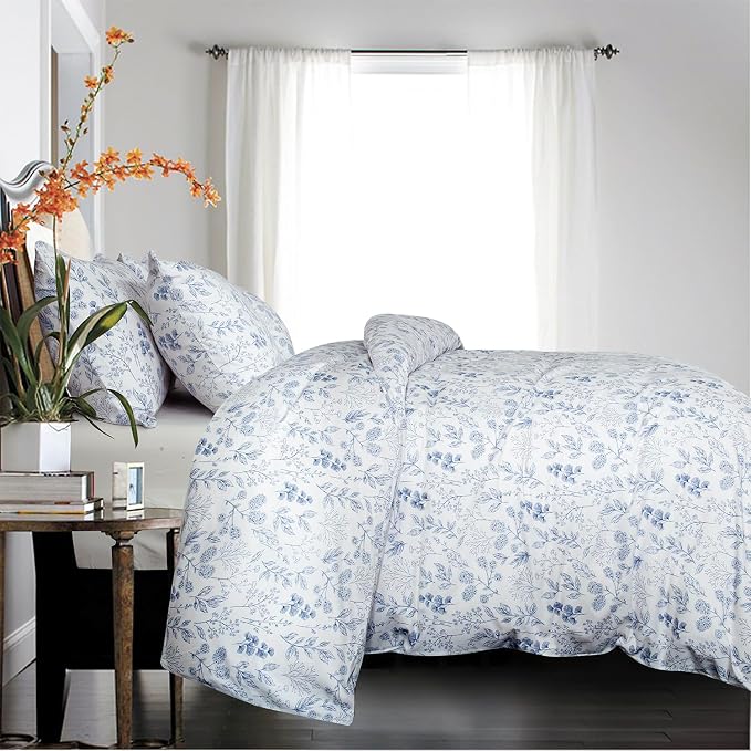 King Size Floral Comforter Set 3 Pieces Soft Chic Garden Style Blue Print Lightweight Botanical Flower Comforter Set for All Seasons 1 Comforter and 2 Pillowcases