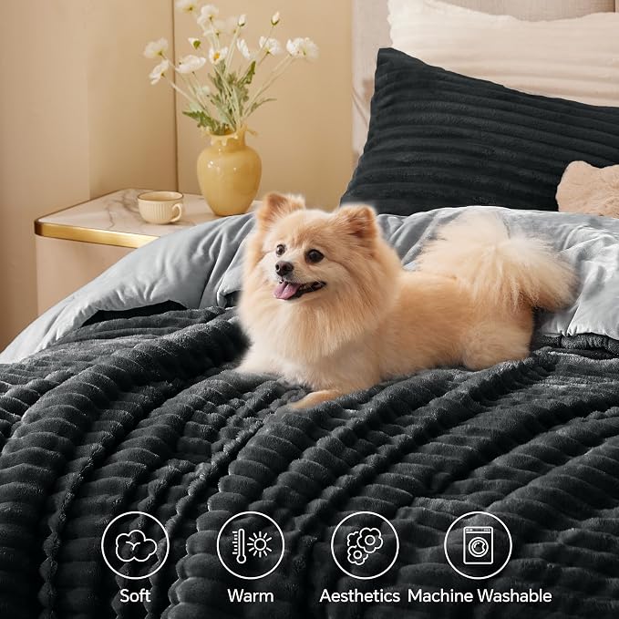 BEDELITE Fleece King Comforter Set, Fluffy Bed Set, Black | Super Soft & Warm Bedding, Luxury Fuzzy Faux Fur Comforter for Winter, Heavy Plush Bedding, with 2 Pillowcases