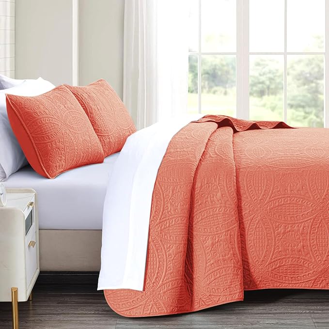akkialla Mocha Coral King/Cal King Quilt Set,Ultrasonic Lightweight Bedspread Coverlet for Modern Minimalist Bedroom,Soft Microfiber Coin Pattern Bedding,3-Piece (1 Quilt,2 Pillow Shams)
