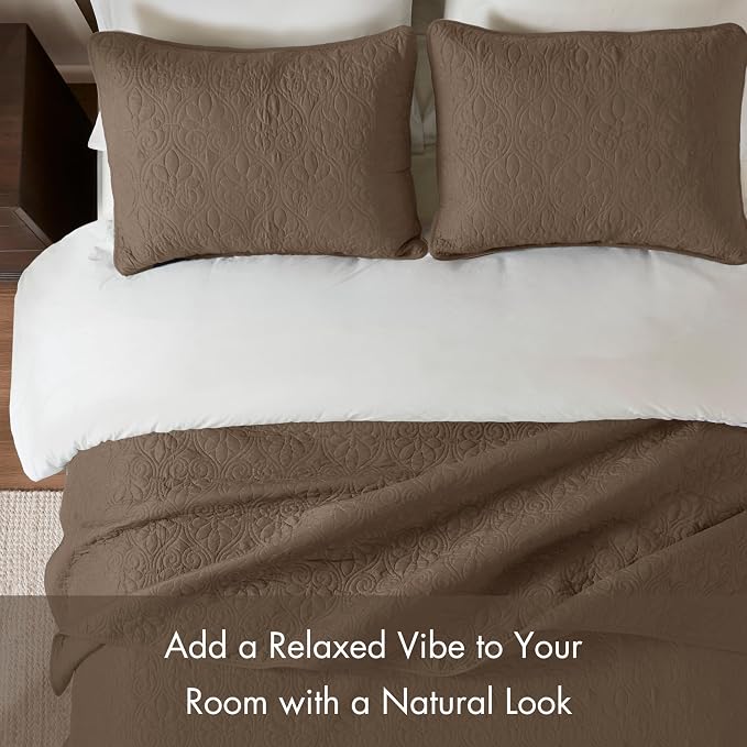 Madison Park Luxurious Cotton Damask Quilt Set, 3PC Full/Queen Bed Set | All Season, Lightweight Stitching Coverlet Bedspread Bedding Stitching with Shams, Mocha