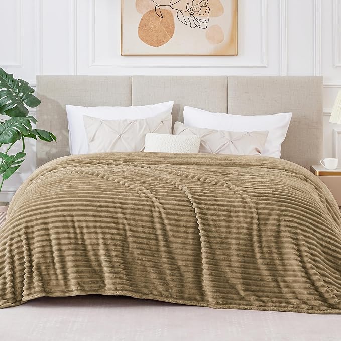 BEDELITE 3D Ribbed Jacquard Brown Blankets Queen Size for Bed, 90x90 Inch | Soft Warm Decorative Fluffy Blanket, Cozy Fuzzy Lightweight Plush Fleece Throw Blankets for Bed, Room Decor, Gift for Women
