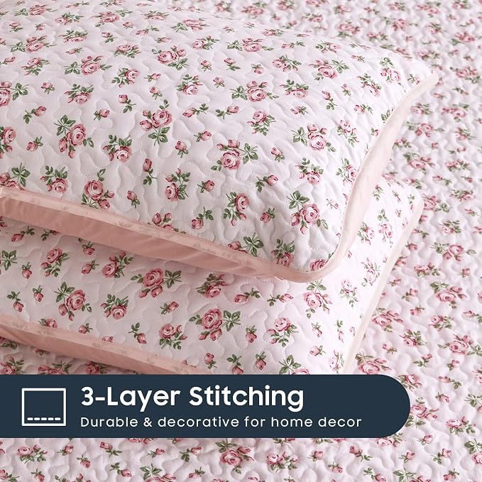 Wake In Cloud - Floral Quilt Set, Coquette Cottagecore Shabby Chic Flower Pattern for Women Teen Girls, Reversible Lightweight Bedspread Coverlet, 3 Pieces, Pink, King Size