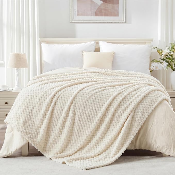 EXQ Home Gentle Soft Fleece King Blanket Turtle Shell 90"x108" Cream | Cozy 3D Jacquard, Lightweight All-Season Warm, Soft Flannel, for Couch Bed, Gift for Women Mom