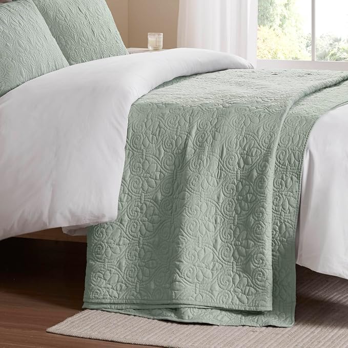 Madison Park Twin Quilt Bedding Set, Cottage-Inspired Damask, 2PC | All Season Quilted Coverlet, Classic Stitch Pattern Bedspread & Shams, Ultra Soft Microfiber Bedspread Set, Seafoam