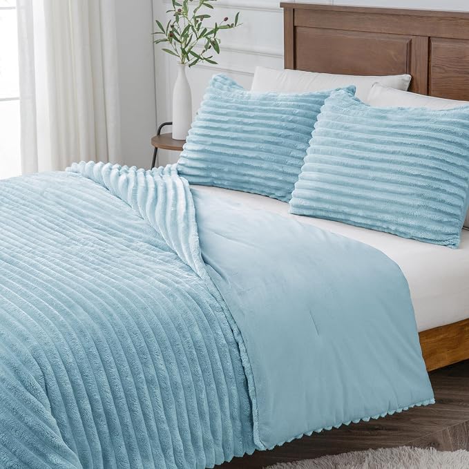 BEDELITE Fleece Oversized Queen Comforter Set, Fluffy Bed Set, Grey Blue | Super Soft & Warm Bedding, Luxury Fuzzy Faux Fur Comforter for Winter, Heavy Plush Bedding, with 2 Pillowcases