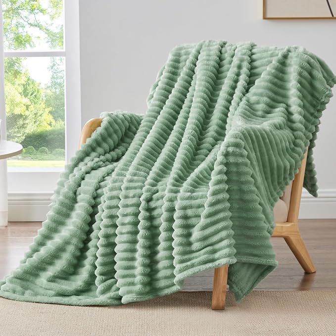 BEDELITE Ribbed Twin Blanket for Couch & Bed, Green, 60"x80" | Ultra-Soft Plush Fleece, Cozy, Warm Yet Lightweight, Ribbed Texture, Home Decor, Machine Washable, Giftable, All-Season Use