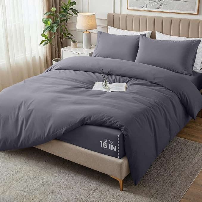 Utopia Bedding 4 Piece Bedding Set - 1 Fitted Sheet (54x75), 1 Duvet Cover Full Size, 2 Pillow Case (20x30) - All Season Luxury Bed in a Bag with Zippered Full Duvet Cover - No Comforter (White)
