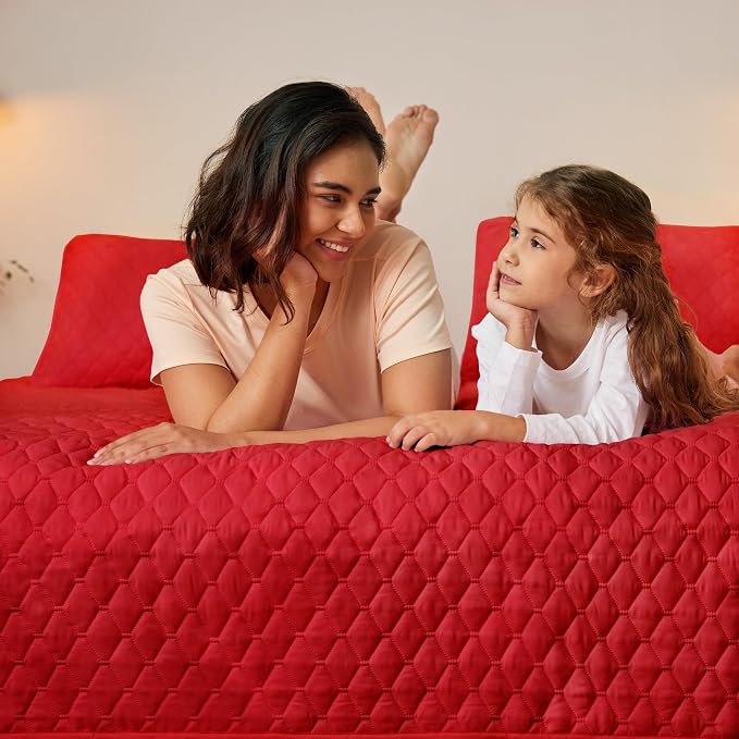 Exclusivo Mezcla Reversible Twin Quilt Bedding Set, Red | Lightweight Bedspreads with 1 Pillow Sham, Soft Microfiber, All Season Bed Coverlets for Dorm Bedroom Guest Room, 68x88 Inch
