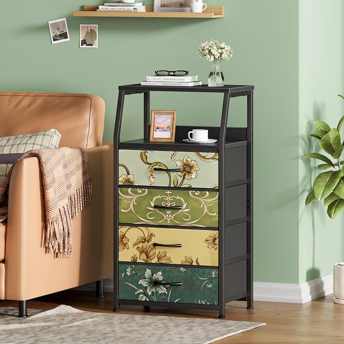 Furnulem Retro Small Dresser for Bedroom, Tall Nightstand with 4 Drawers | Vintage Dorm Fabric Bedside Table Side Furniture, Storage Organizer for Closet with Metal Frame, Wood Top, 2-Tier Shelf