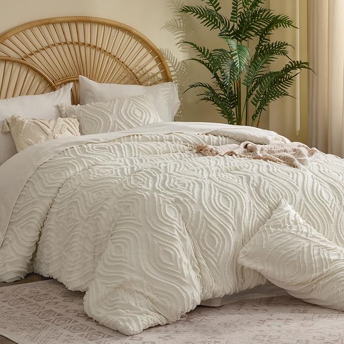 BEDELITE Queen Comforter Set 7 Pieces,Boho Bed in a Bag,Wavy-Cream White | Tufted Bed Set for All Seasons,Soft Farmhouse-Style Embroidery Bedding,Includes Flat & Fitted Sheets,2 Pillowcases & 2 Shams