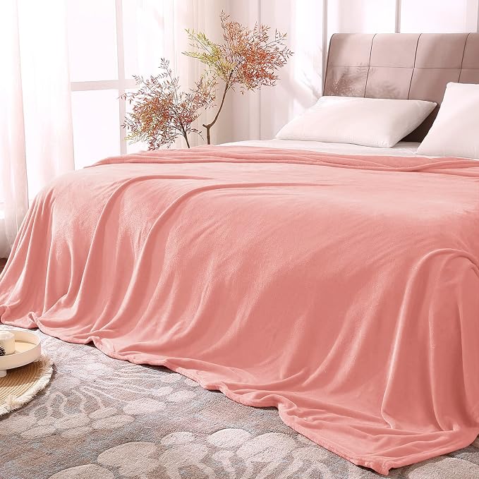 BEDELITE Fleece Blanket Soft Plush King Size Bed Blanket Pink 108"x90" | Ultra Soft Fleece, Plush Microfiber, Lightweight Warmth, All Season Comfort, Fade Resistant, Machine Washable